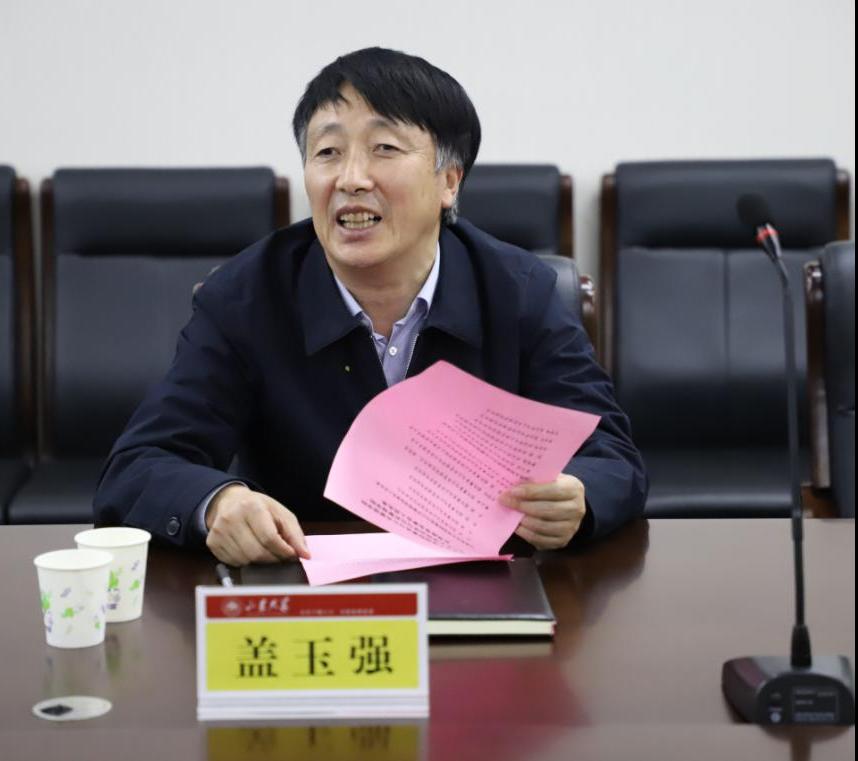 随后,政管学院副院长刘昌明就学院研究生教育的基本历程及情况作简要