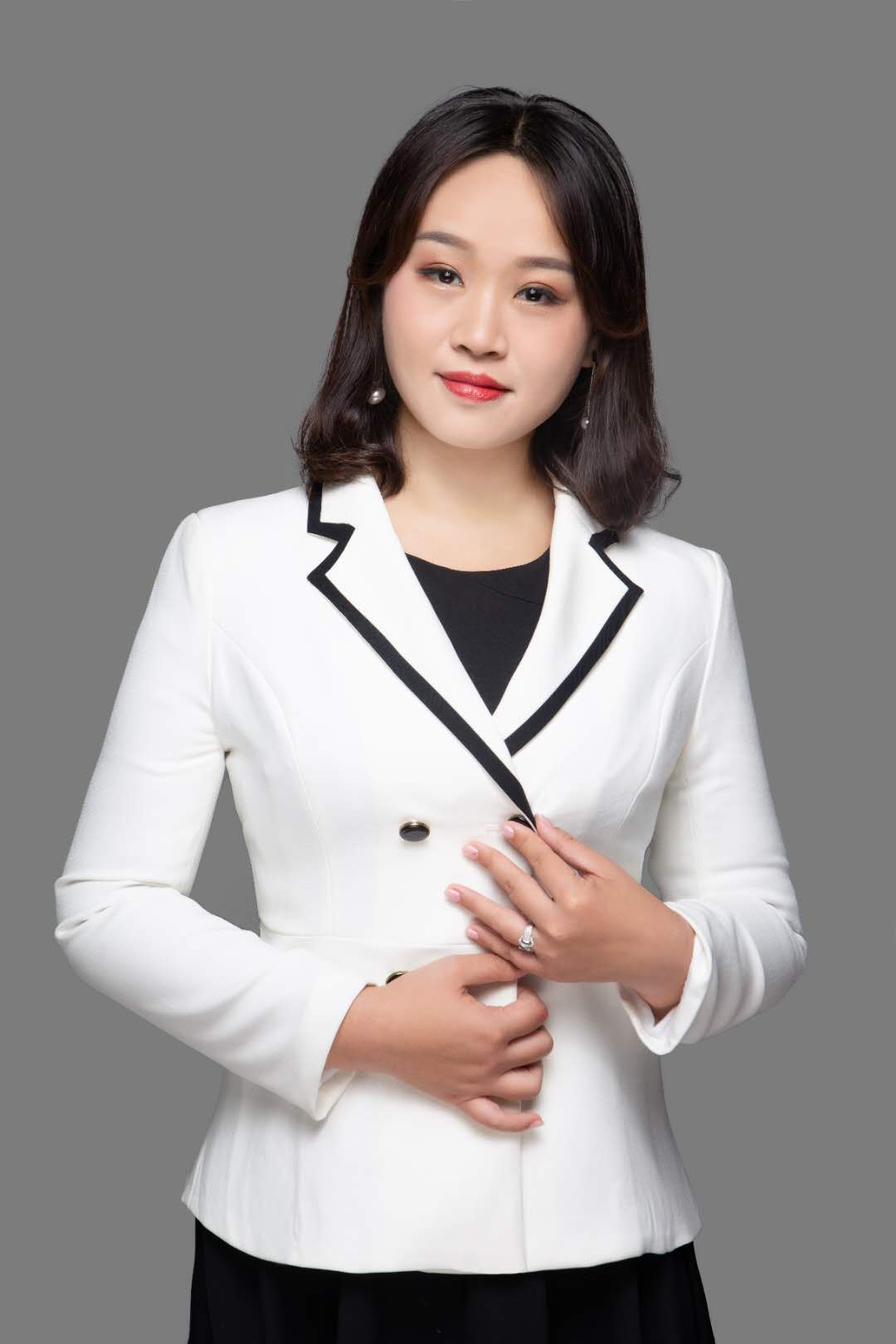 山东大学青岛专兼职心理咨询师介绍